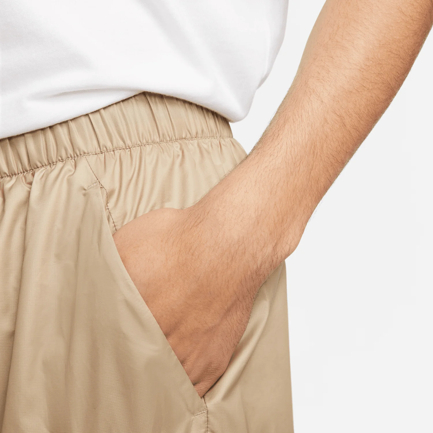 Pantalon Nike Tech - Beige/Noir – Image 4